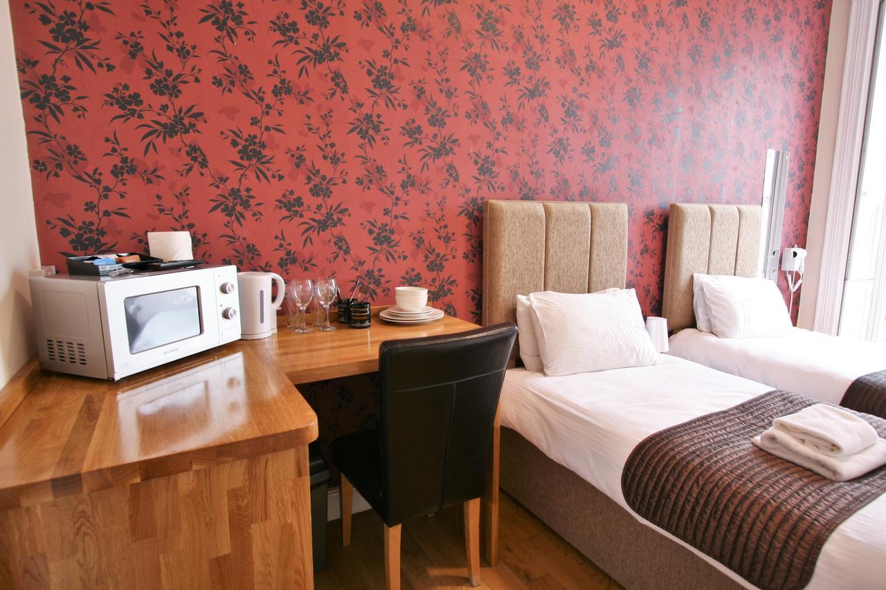 Central Studios Gloucester Place By Roomsbooked Cheltenham Bagian luar foto