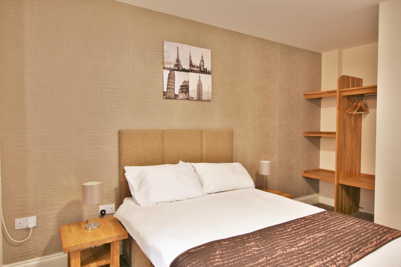 Central Studios Gloucester Place By Roomsbooked Cheltenham Bagian luar foto