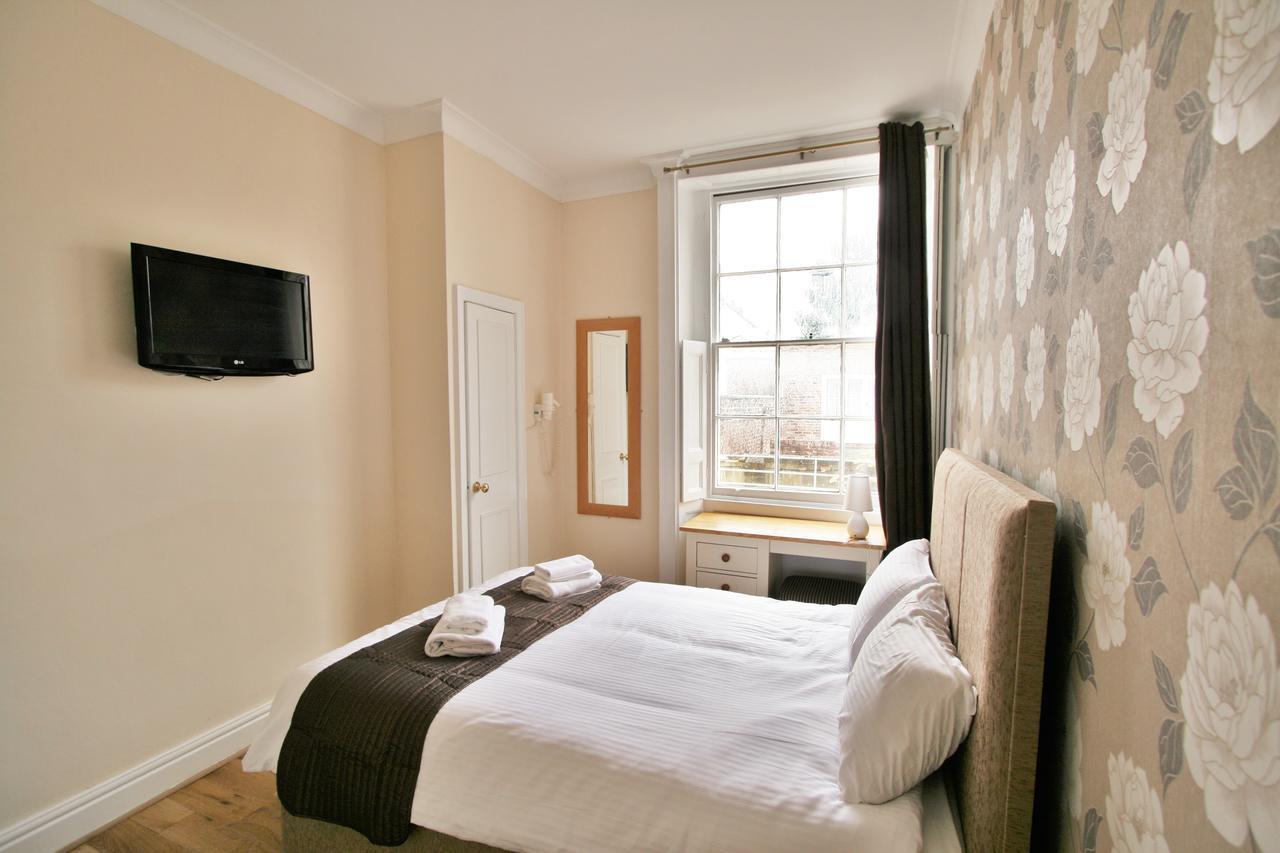 Central Studios Gloucester Place By Roomsbooked Cheltenham Bagian luar foto